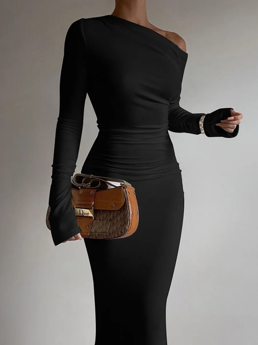 Váy đi tiệc nhẹ nhàng mà quyến rũ đầy khí chất