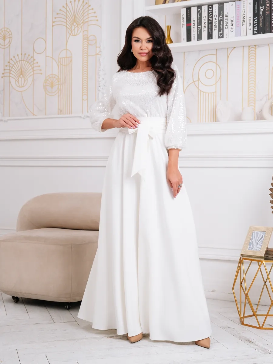 Váy đi tiệc quyến rũ thu hút mọi ánh nhìn