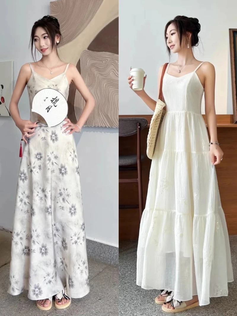 Dẫn đầu xu hướng với đầm hai dây thời trang