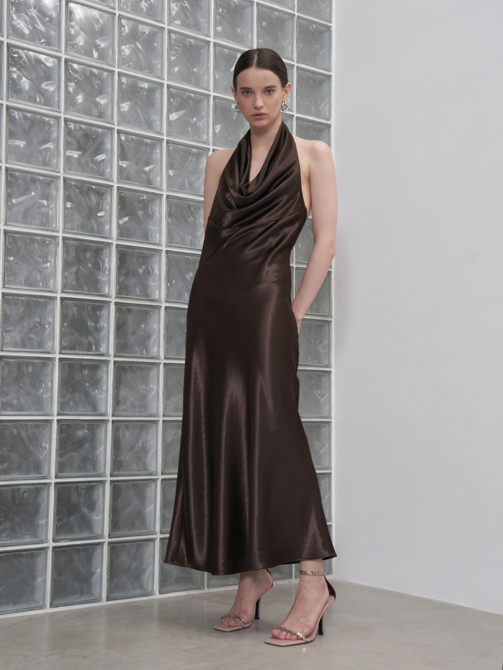 Váy lụa cao cấp nhất khẳng định gu thời trang