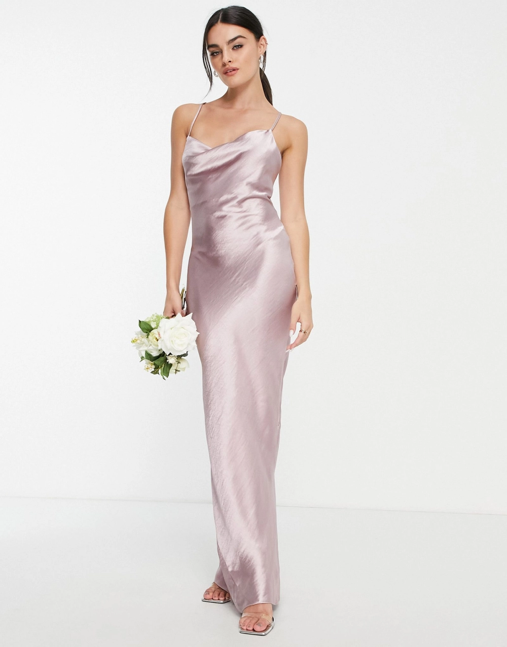 Đầm bóng cao cấp nổi bật khí chất quý phái