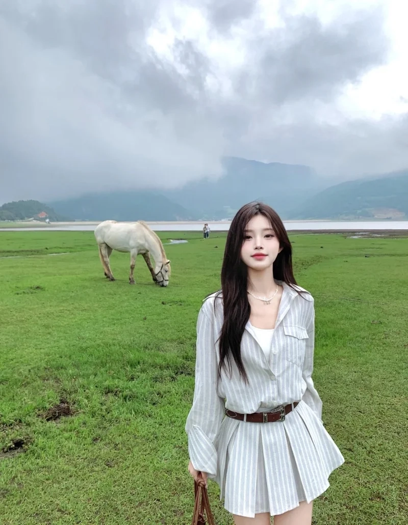 Phong cách Hàn Quốc chuẩn với đầm sơ mi phong cách Hàn