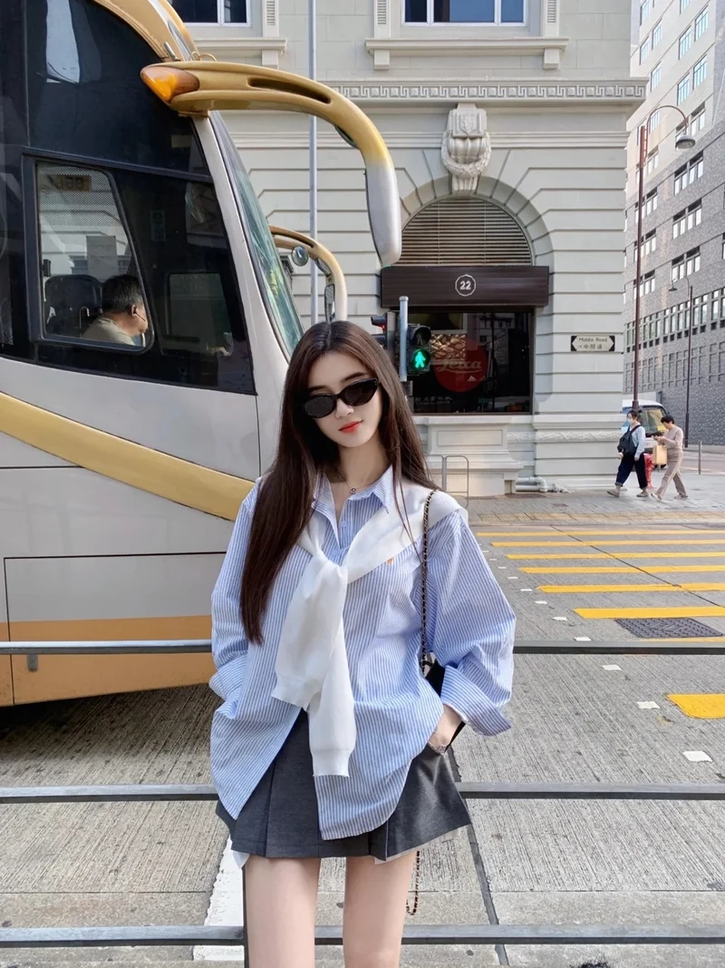 Form chuẩn tôn dáng với đầm sơ mi form đẹp