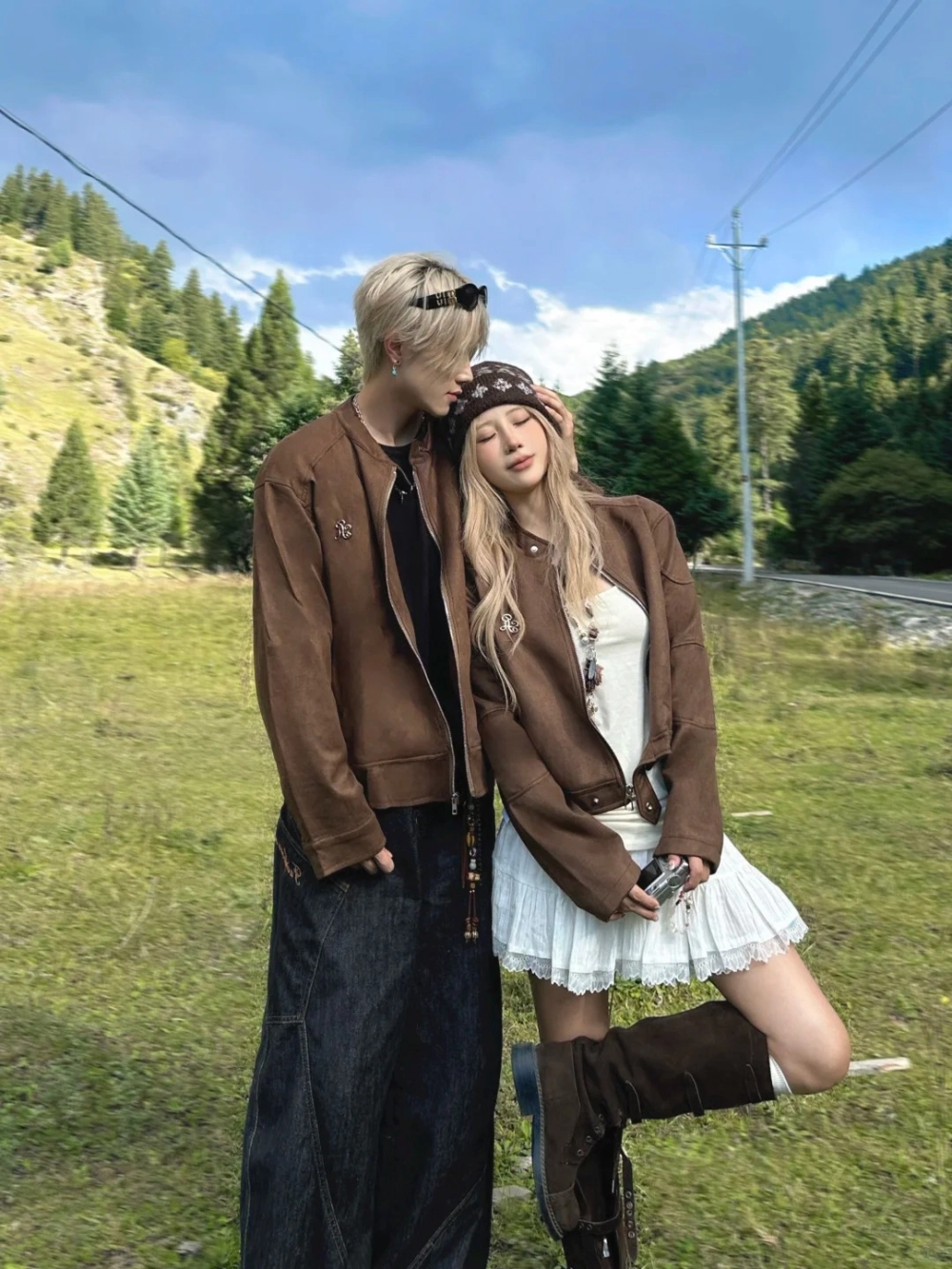 Set đồ đôi chụp ngoại cảnh phong cách cổ phục sang trọng quý phái