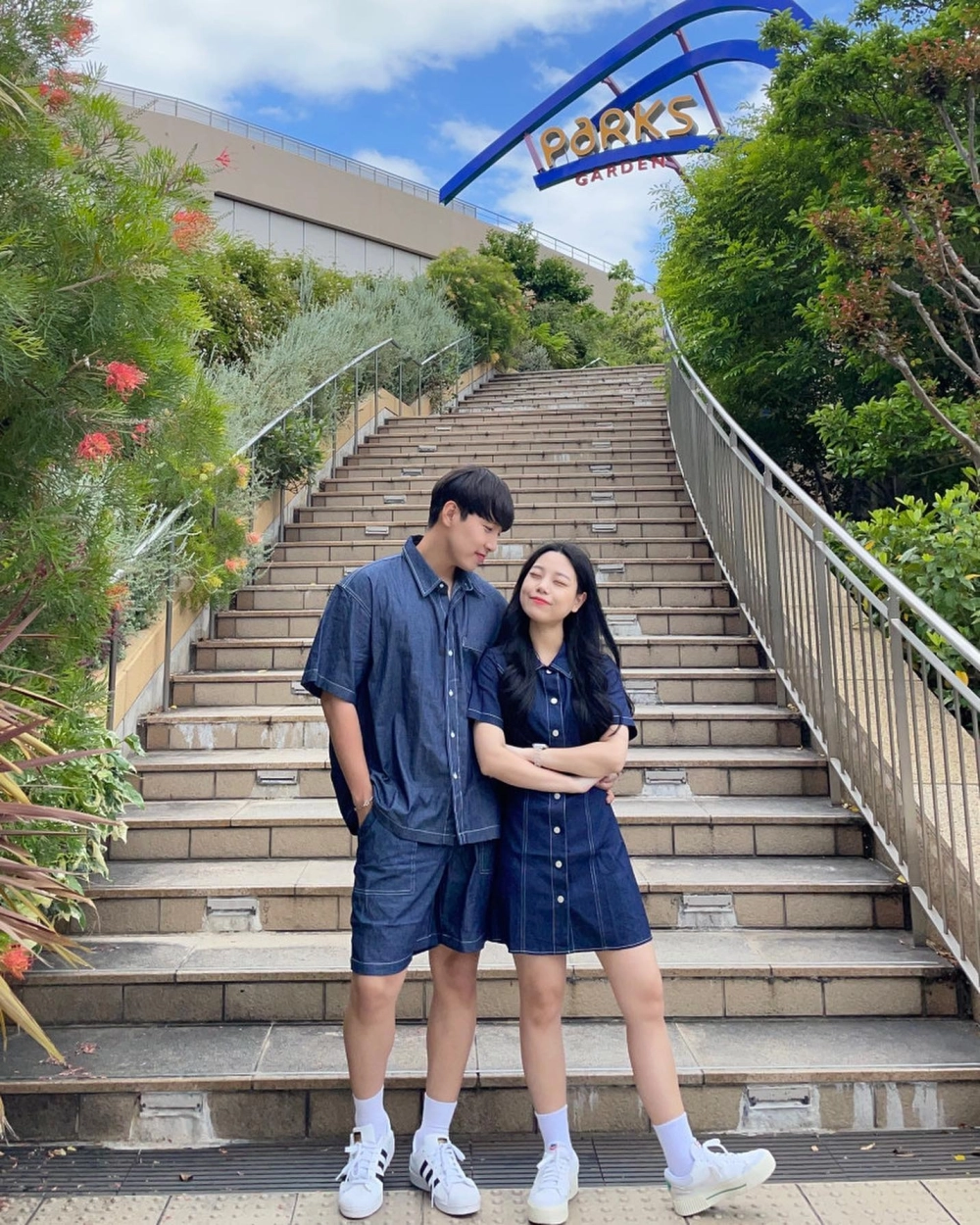 Cách phối đồ jean đôi sao cho không sến và thời thượng