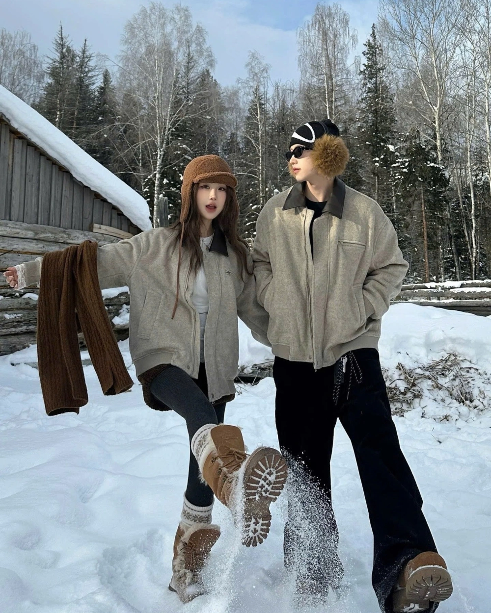 Set đồ đôi dạo phố tết 2026 với phong cách thanh lịch và hiện đại