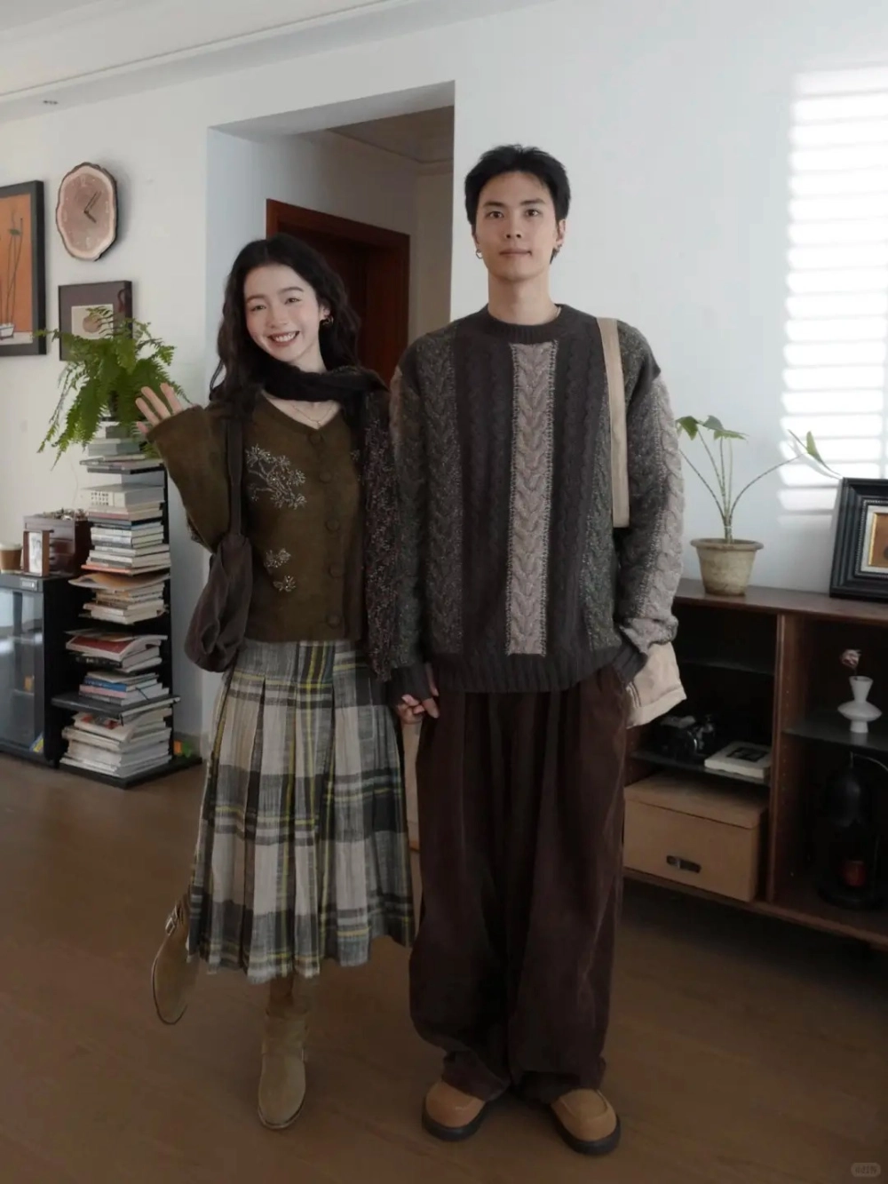 Đồ đôi Tết năng động màu sắc rực rỡ đón vận may