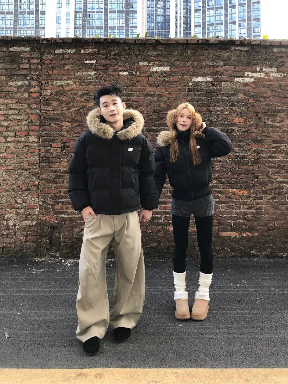 Đồ đôi Tết năng động cho người yêu thắt chặt tình cảm