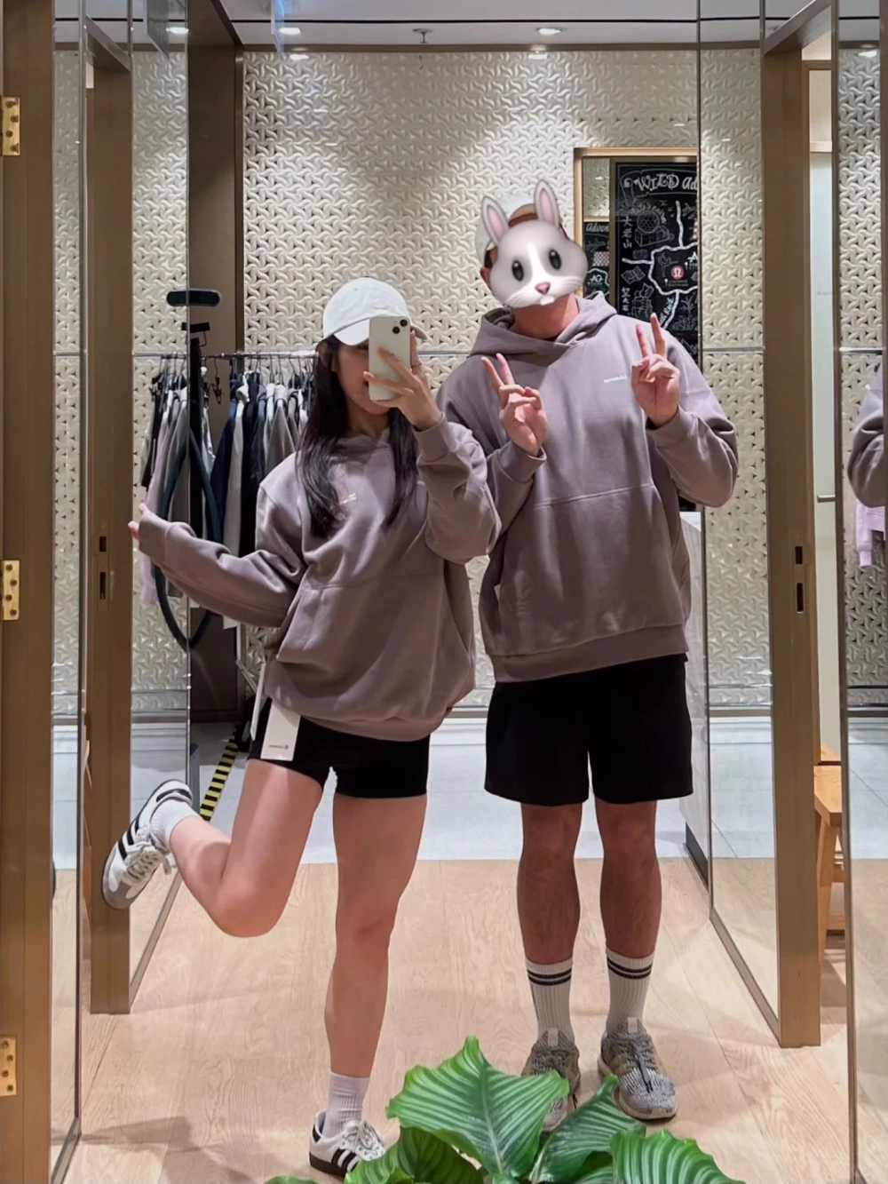 Đồ đôi đá banh in tên riêng theo yêu cầu