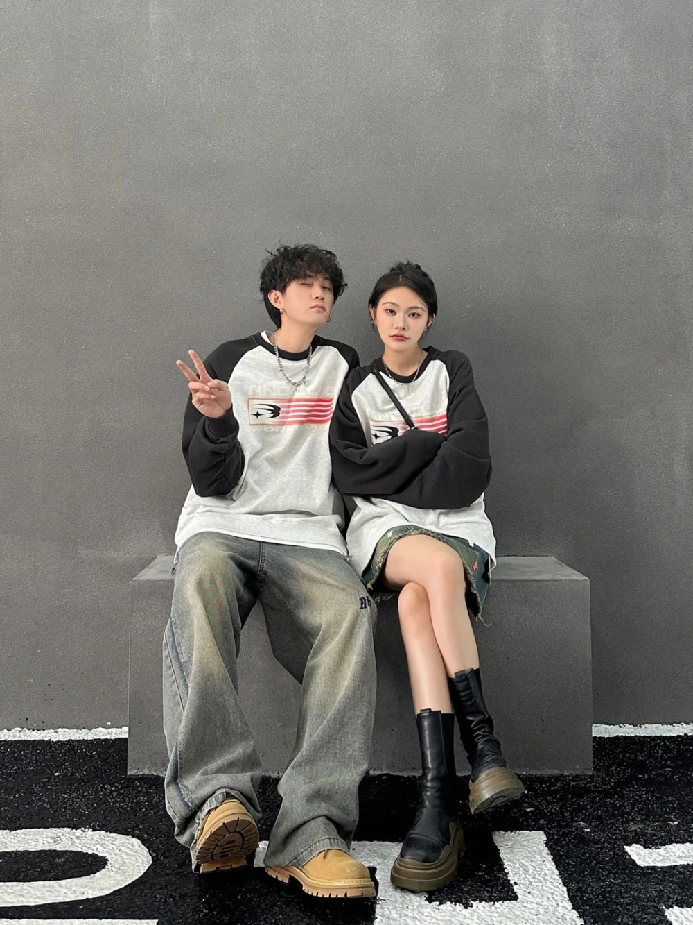 Đồ đôi thiết kế in hình cá nhân độc đáo