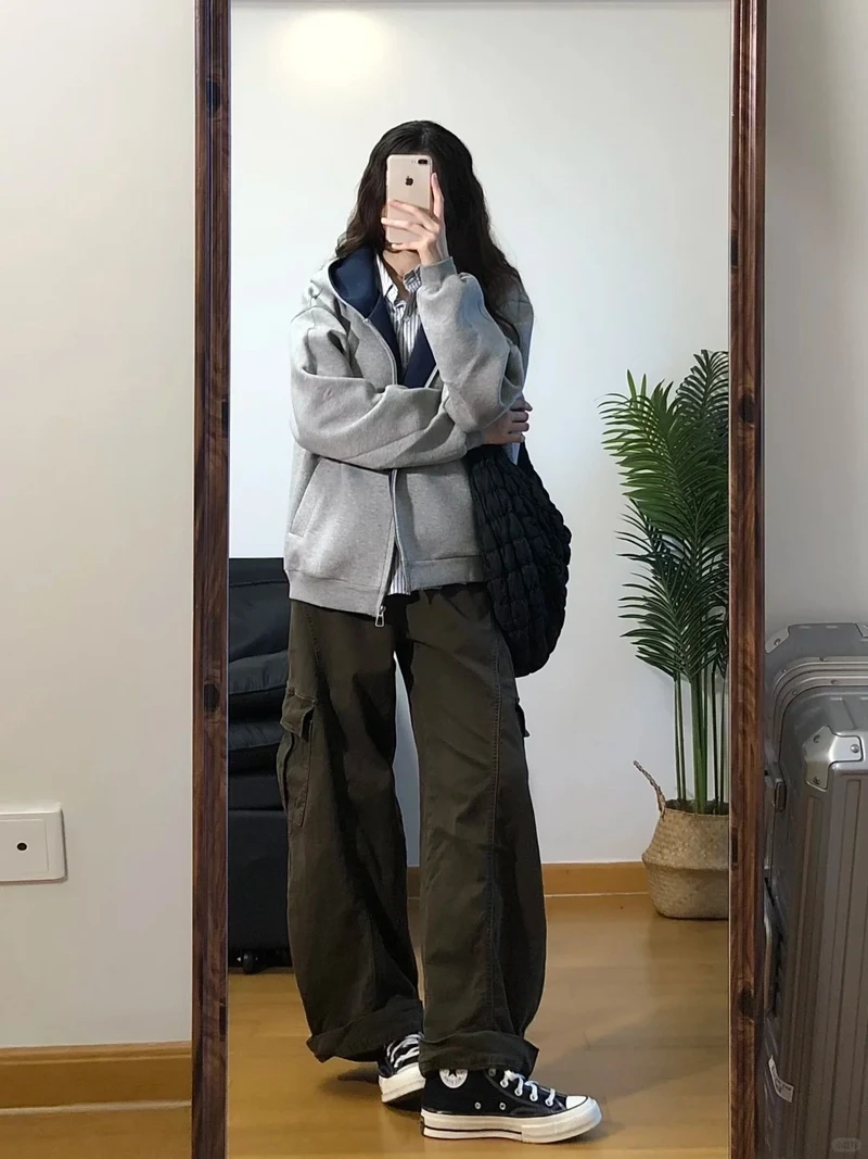 Phong cách trung tính với quần cargo unisex dễ mặc