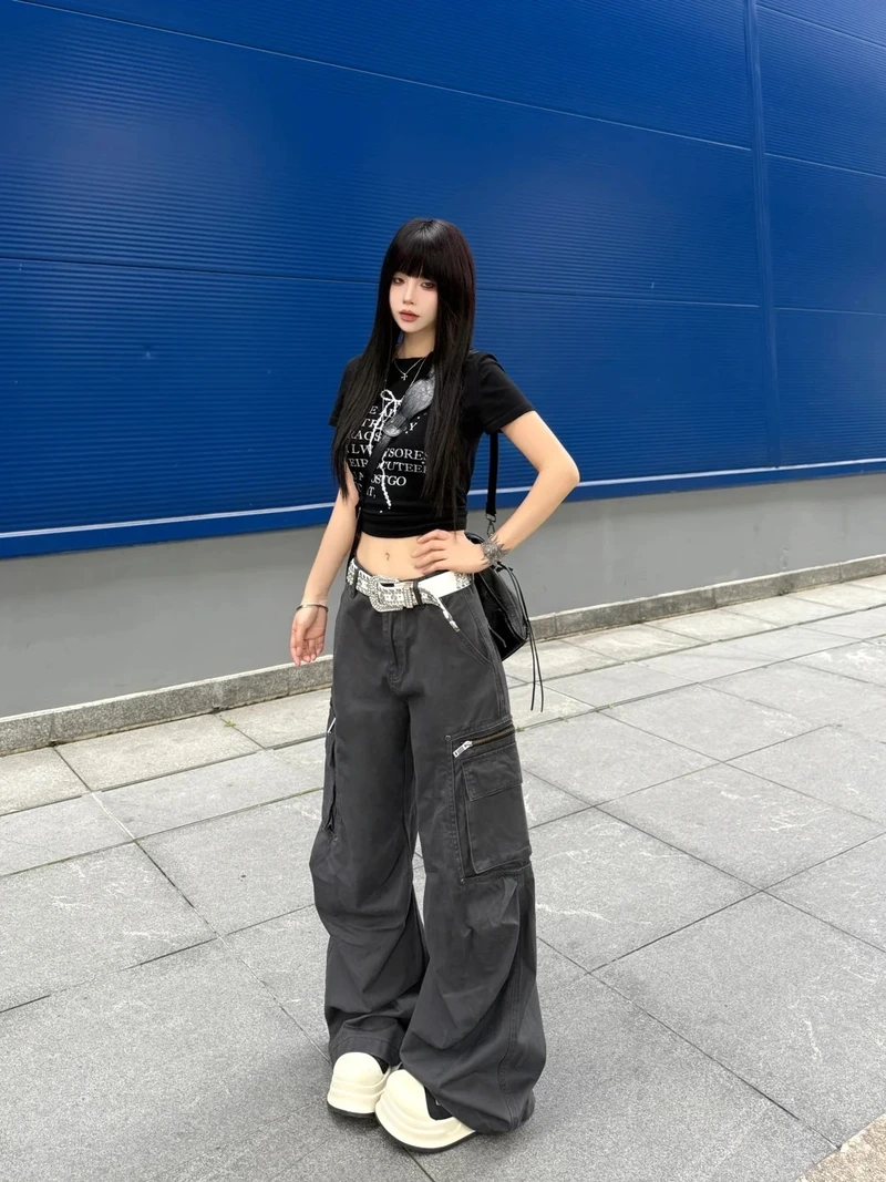 Dễ mix đồ nhờ quần cargo dễ phối đồ