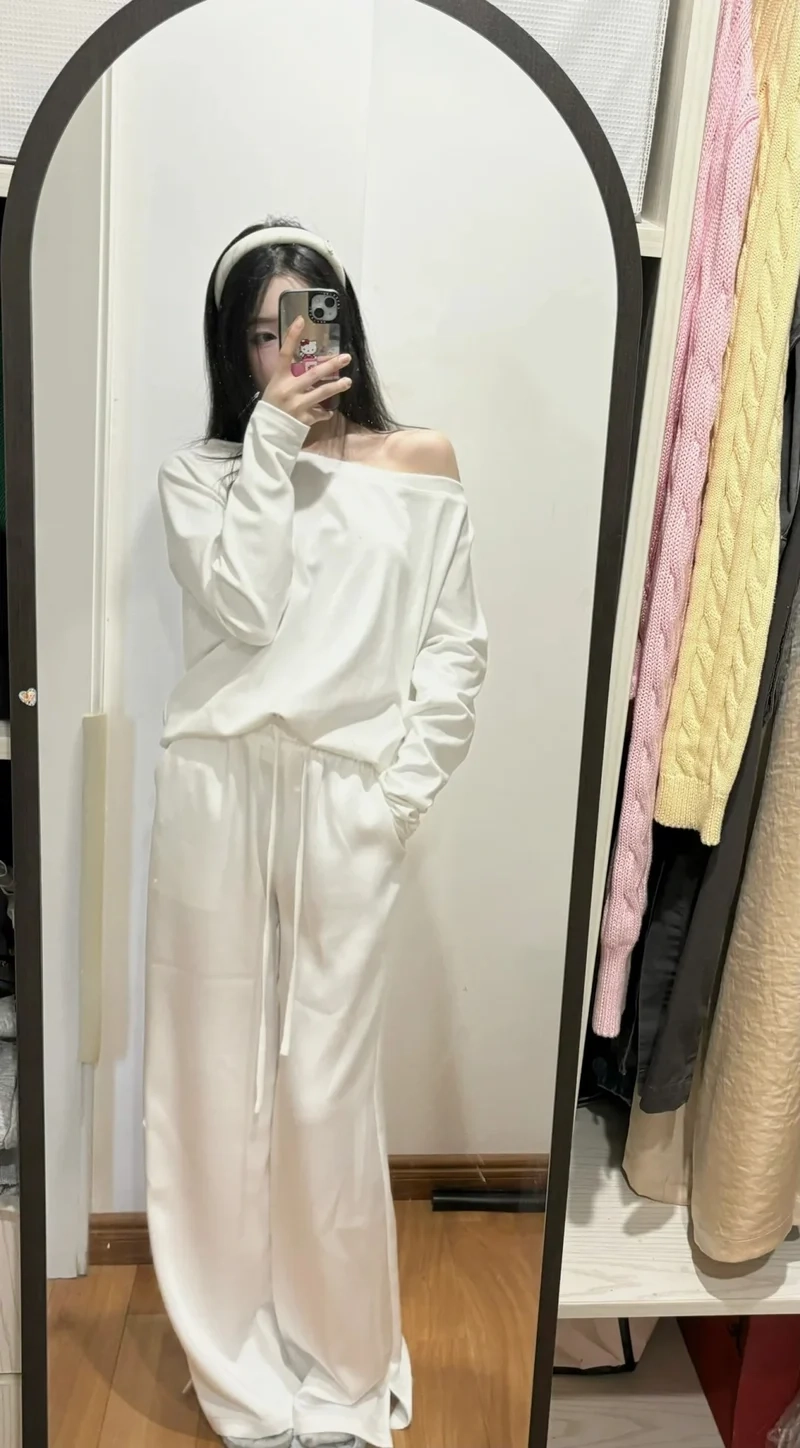 Outfit dạo phố cực xinh với quần culottes lụa dạo phố