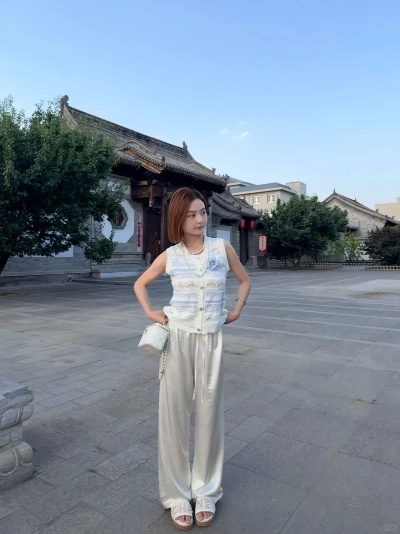 Thời trang nữ tinh tế nhờ quần culottes lụa thời trang nữ