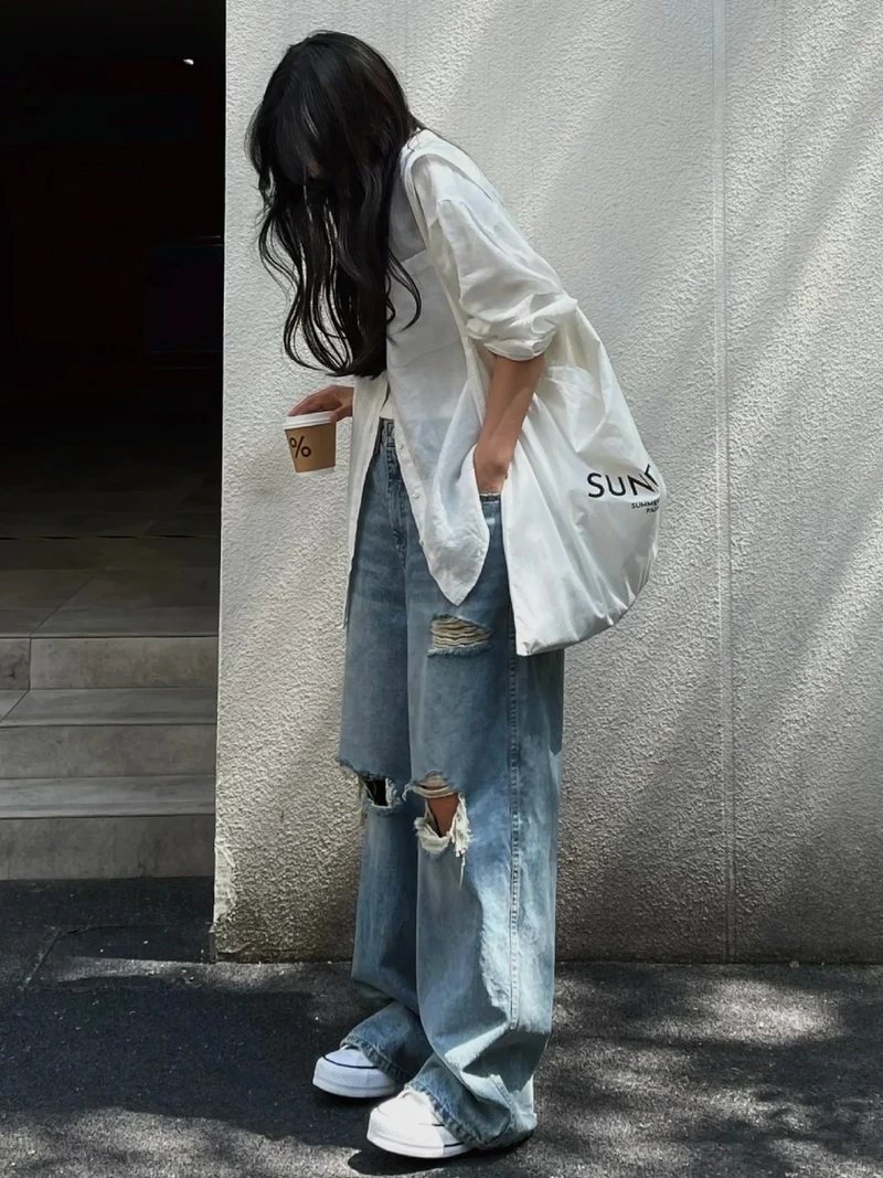 Lên form chuẩn với quần jean rách outfit