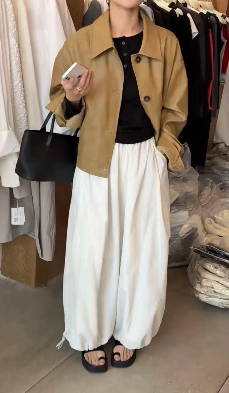 Tối giản tinh tế từ quần jogger trơn