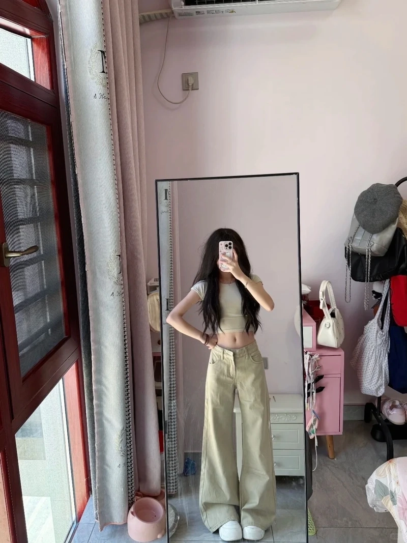 Thanh lịch dễ mặc cùng quần kaki nữ