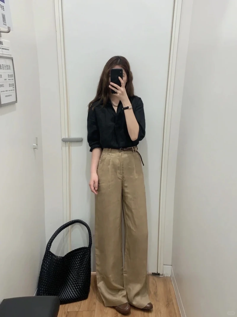 Gọn gàng năng động với quần kaki đi học