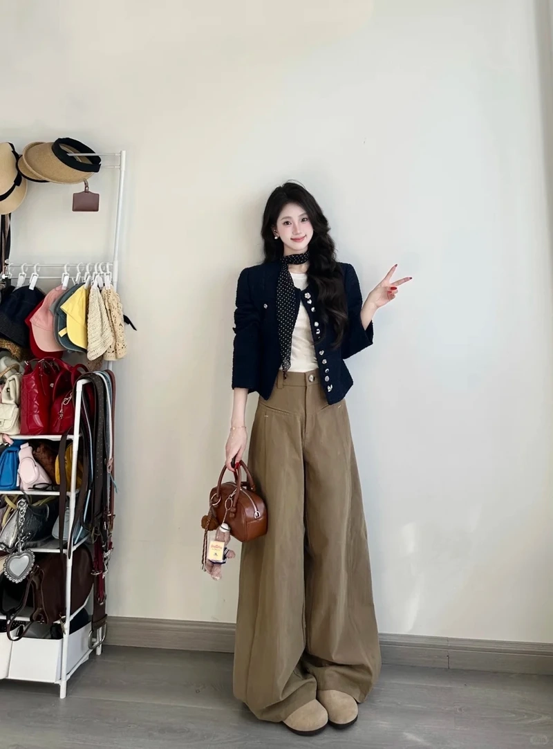 Phù hợp môi trường văn phòng quần kaki đi làm