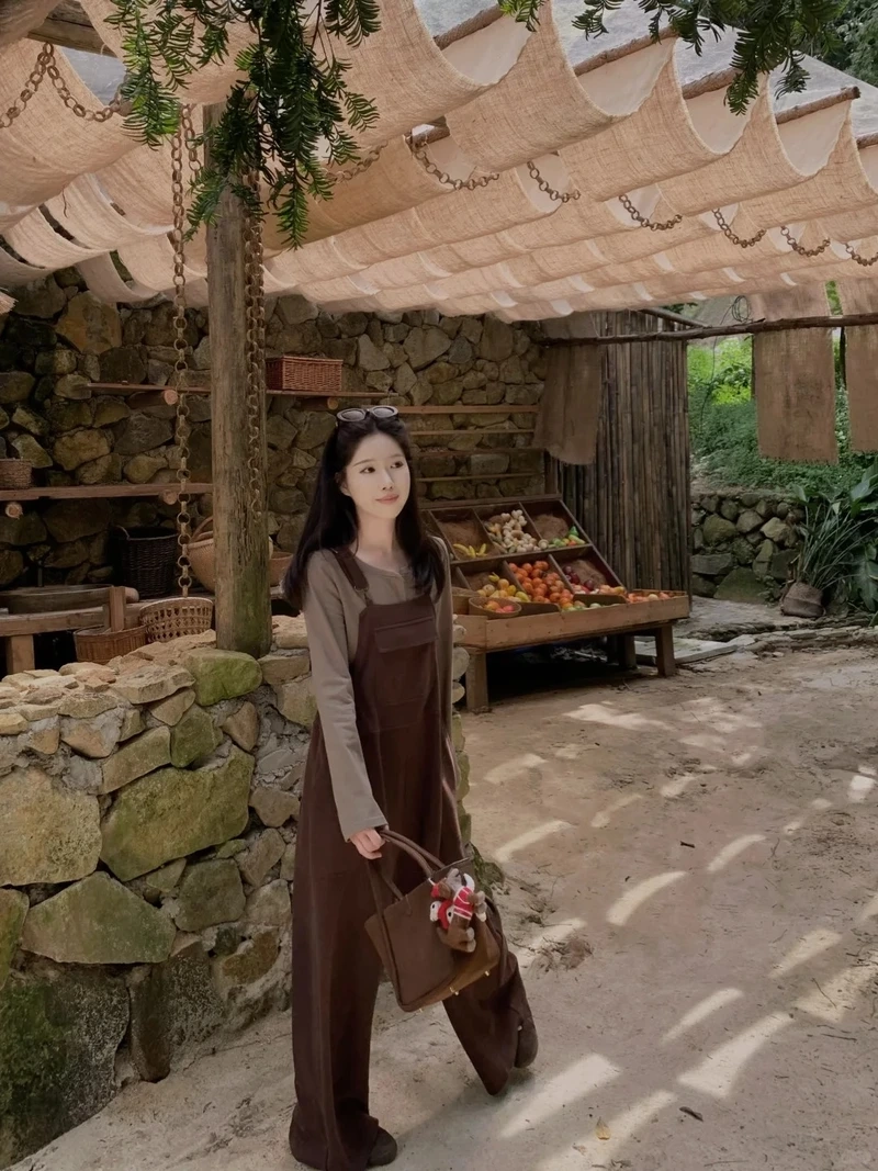 Chuẩn gu mới với quần yếm phong cách hàn