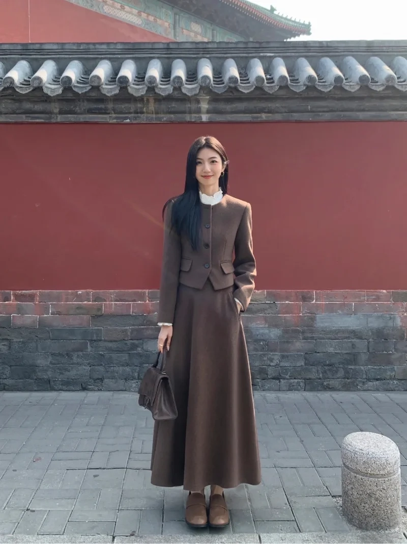 Luôn xinh đẹp mỗi ngày với set áo chân váy rời nữ đẹp