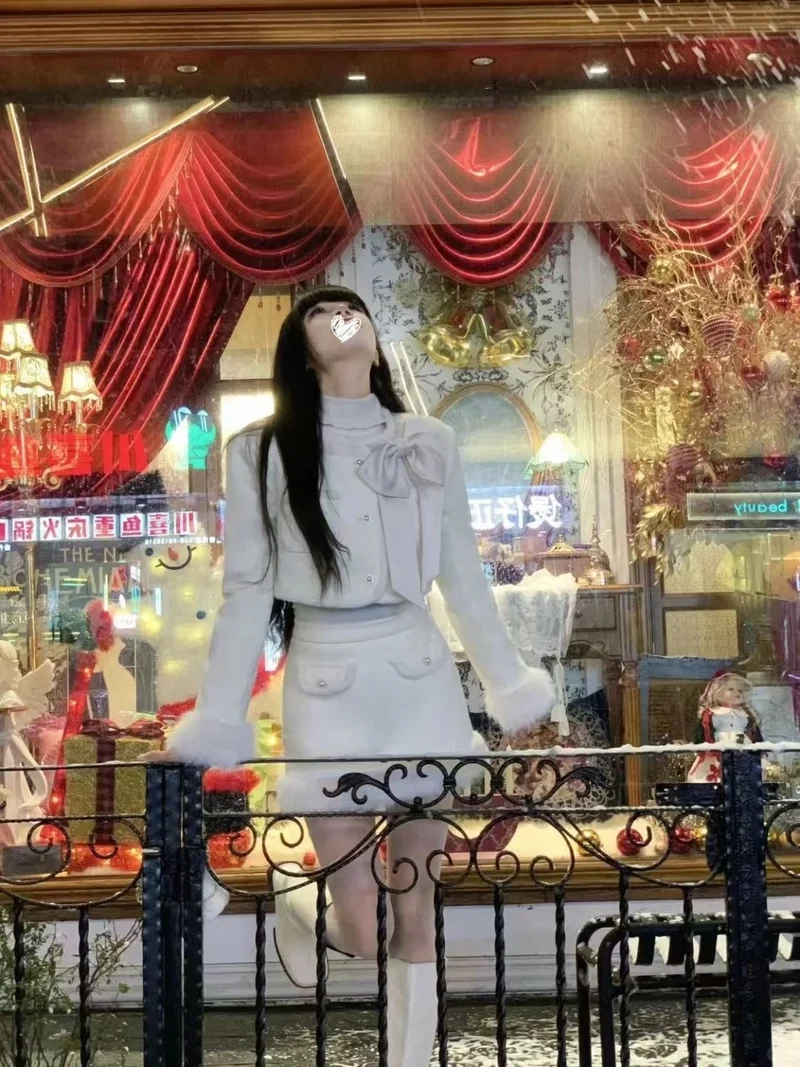 Phong cách street style nổi bật với set tweed street style