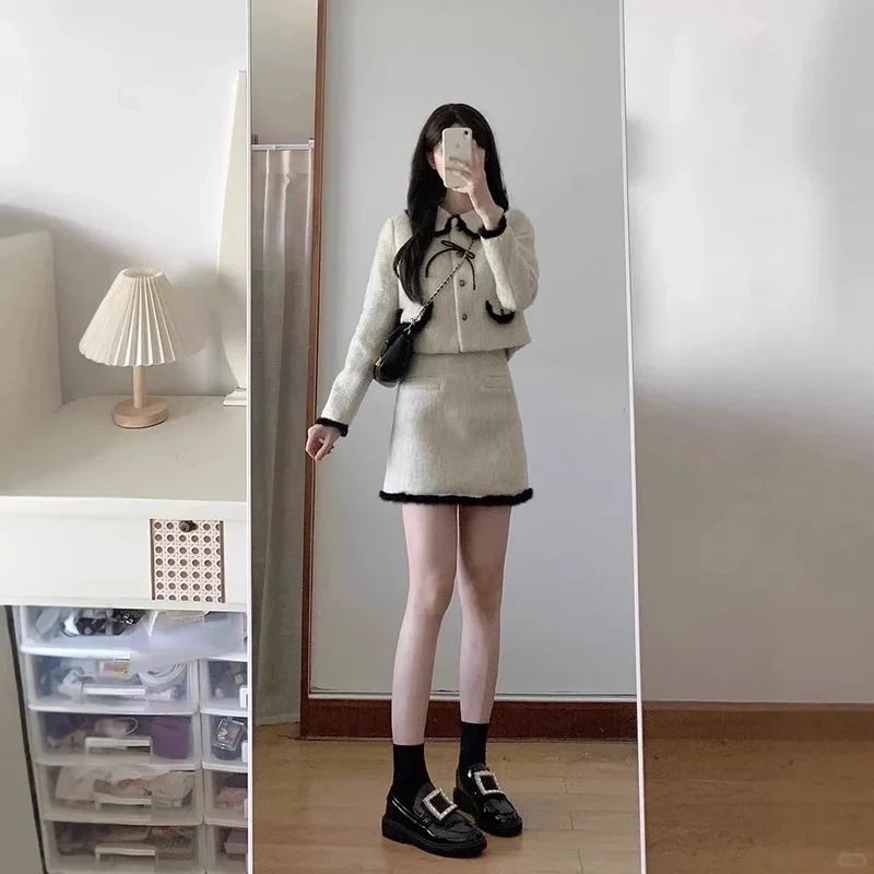 Công sở thêm sang trọng nhờ set tweed công sở