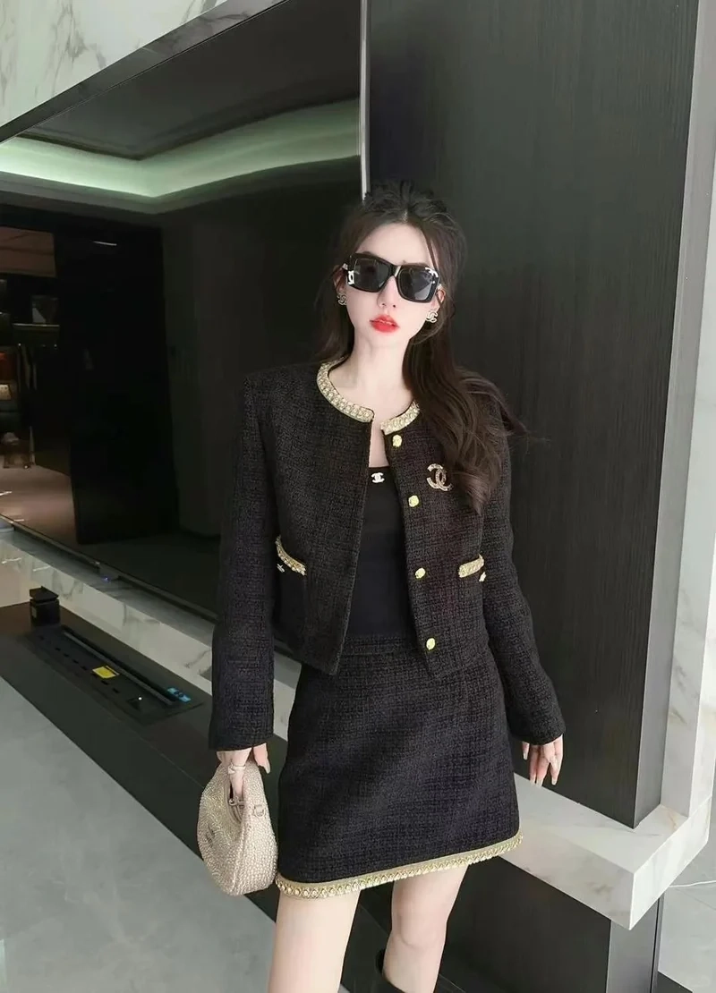 Set bộ tweed sang chảnh là gì mà quyền lực thế