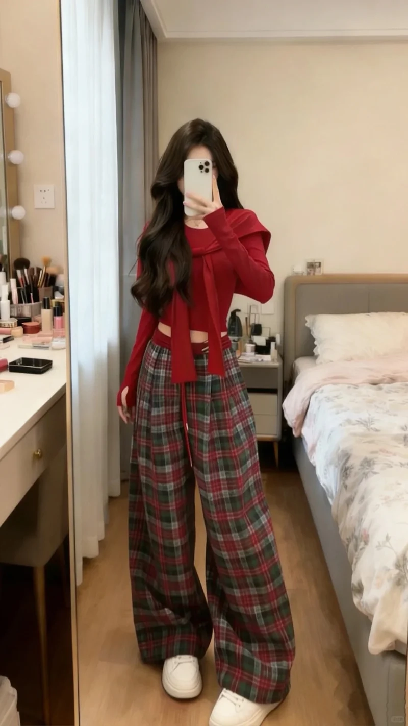 Nổi bật chụp ảnh với set đồ đỏ nổi bật chụp ảnh