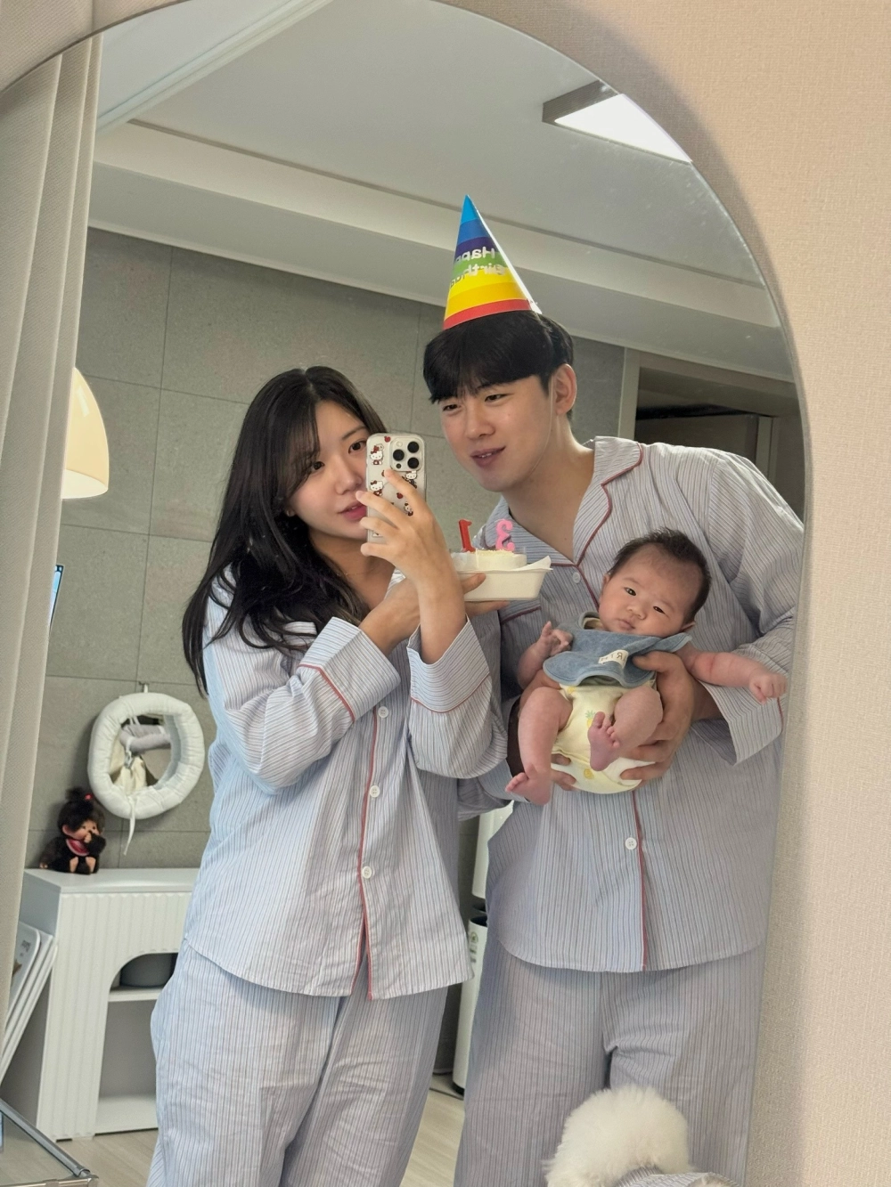 Set đồ gia đình 3 người chụp studio tết sang trọng