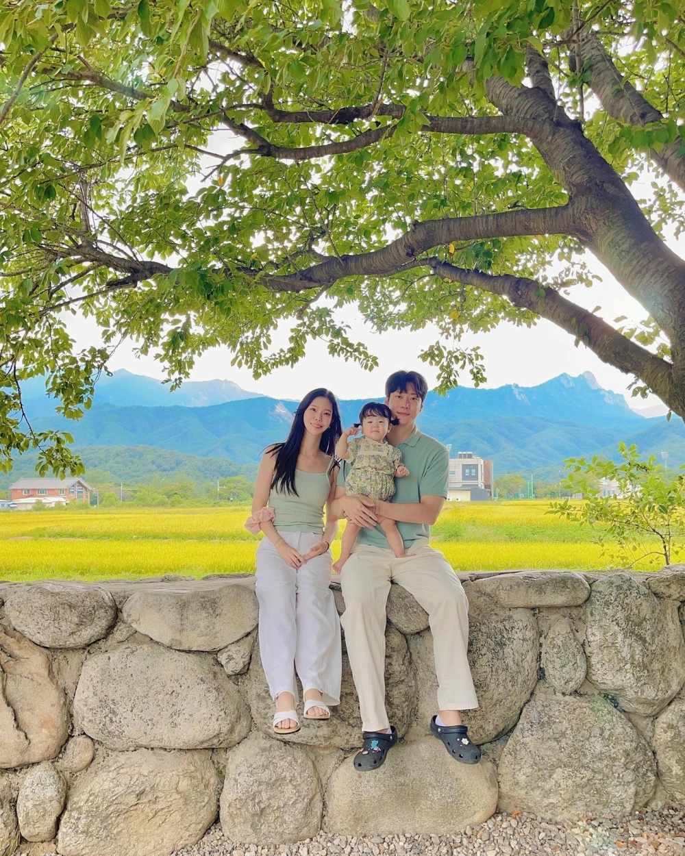 Set đồ gia đình 3 người bố mẹ và con trai phong cách năng động