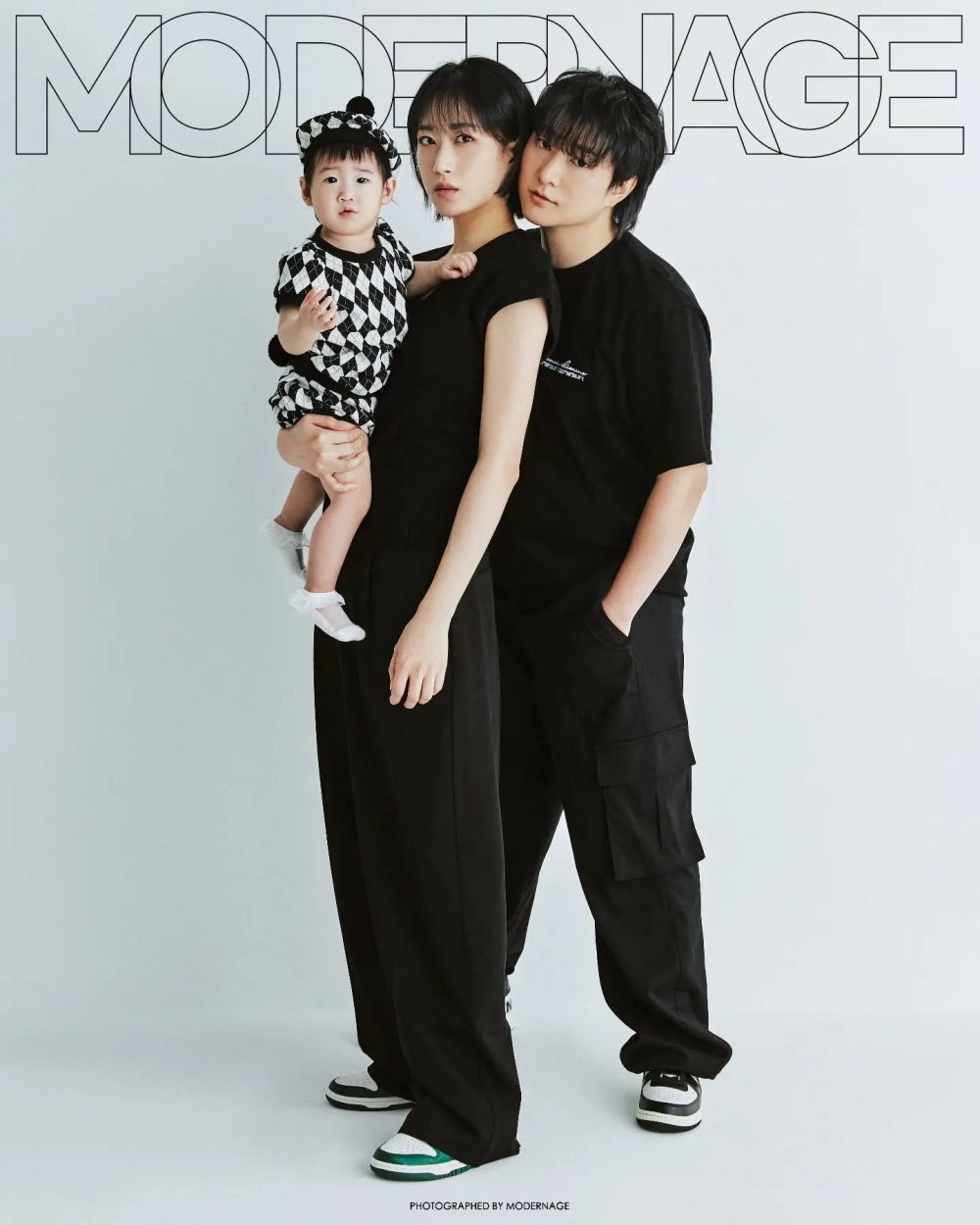 Mẫu áo hoodie gia đình 3 người ấm áp cho mùa đông