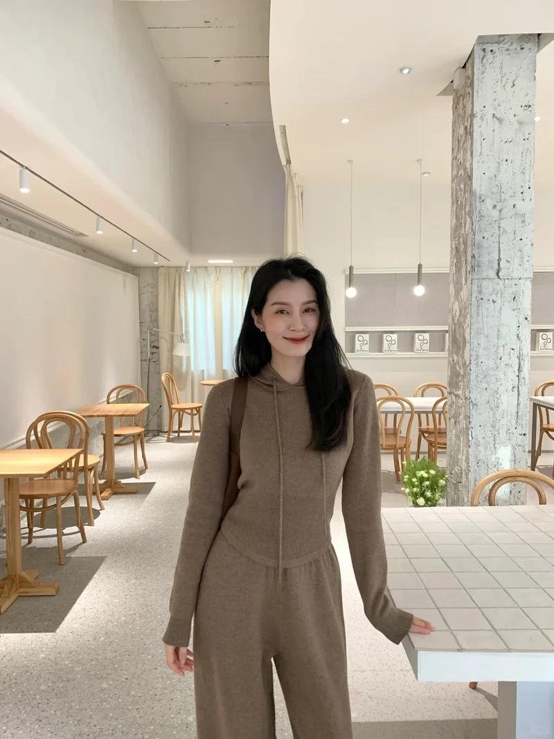 Outfit dễ mặc và sang với set đồ len tăm dễ mặc