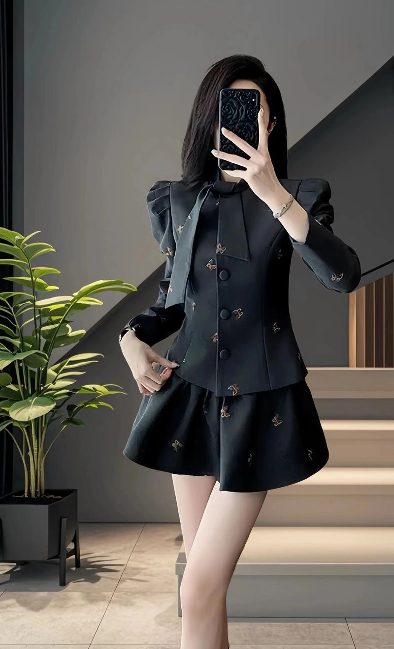 Thẩm mỹ váy rời tạo cảm giác hài hòa