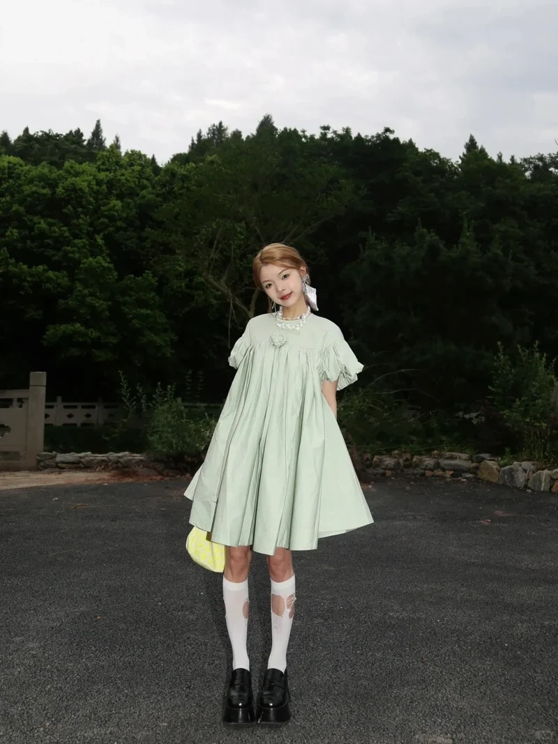 Dễ thương mọi góc nhìn với váy baby doll dễ thương