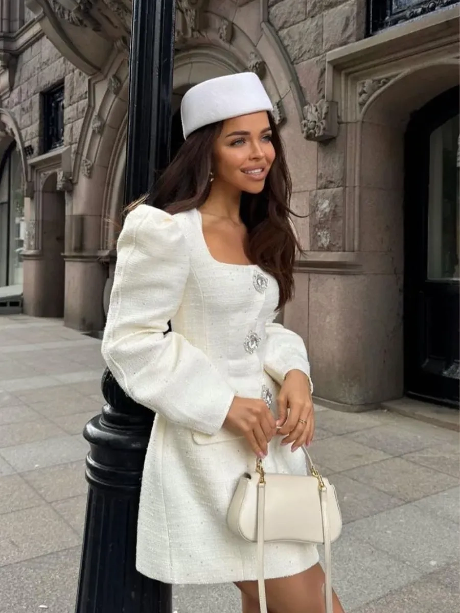 Shop bán váy dạ tweed đa dạng mẫu mã