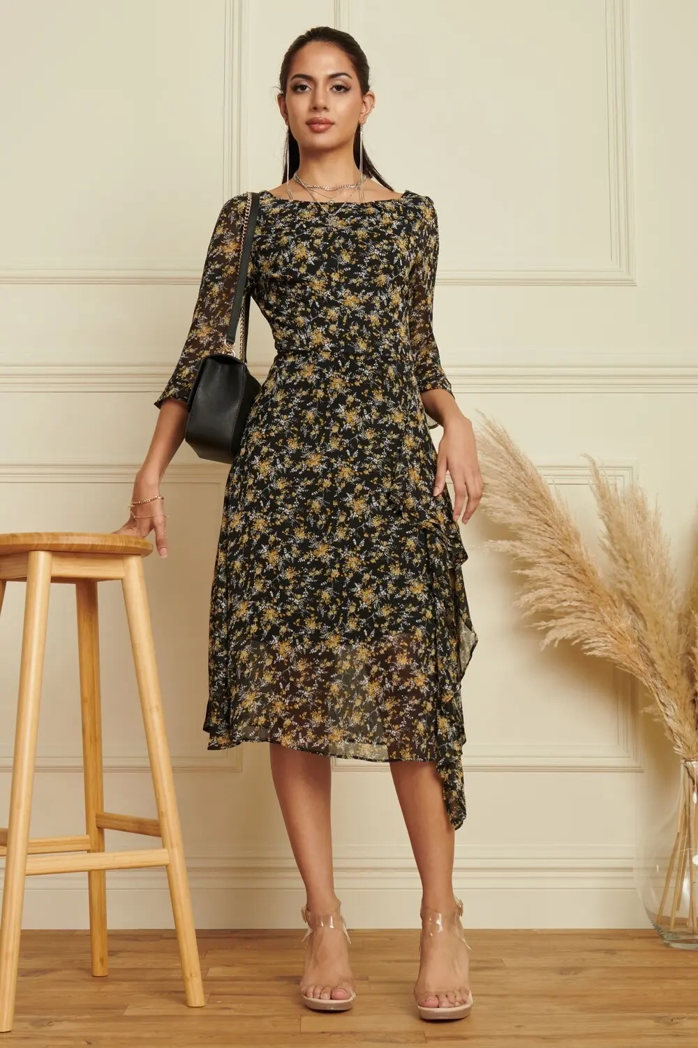 Đầm họa tiết hoa nhí duyên dáng tự nhiên