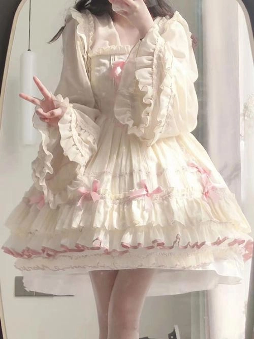 Lolita là gì trào lưu thời trang cá tính