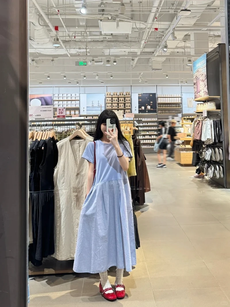 Dịu dàng nữ tính cùng váy suông nữ tính