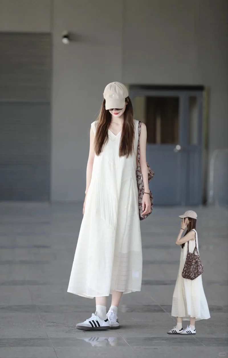 Trẻ trung năng động cùng váy suông trẻ trung