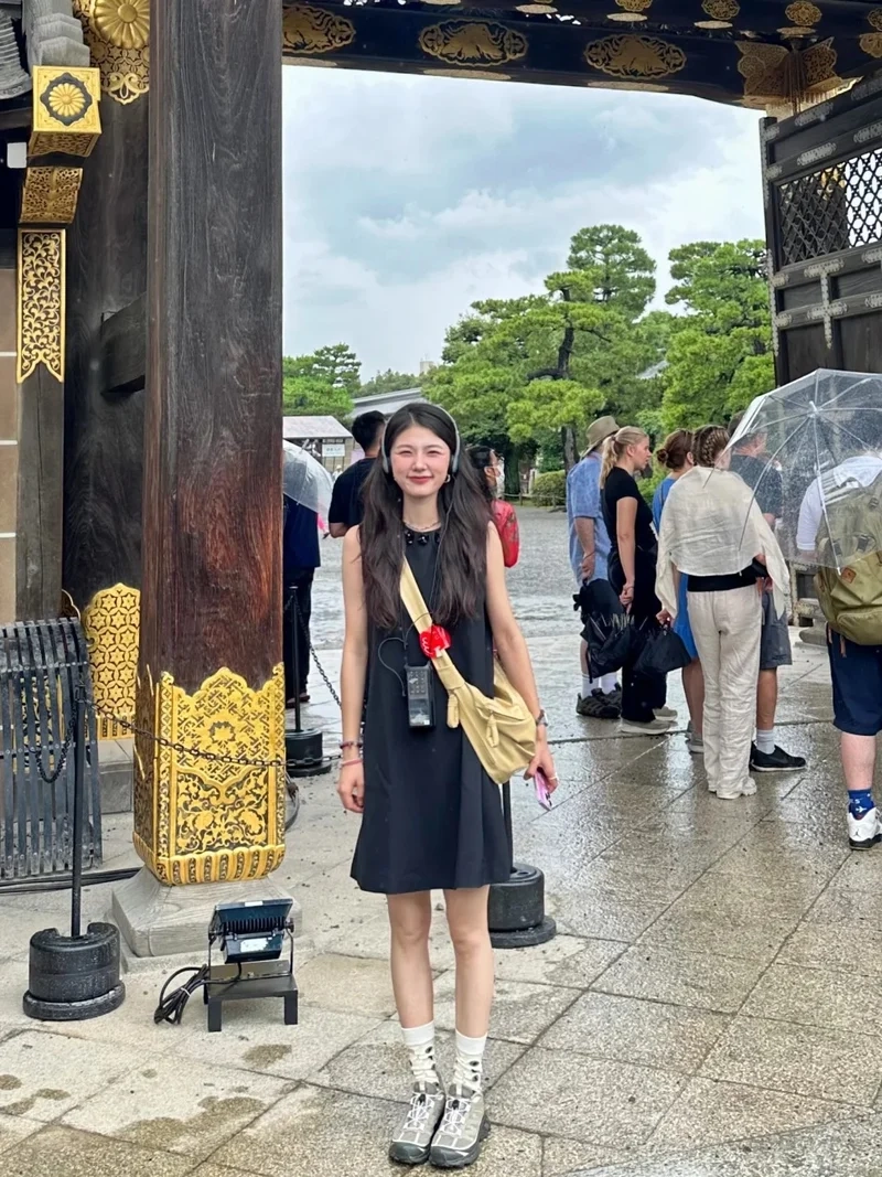 Váy suông dạo phố là gì mà cuốn hút thế