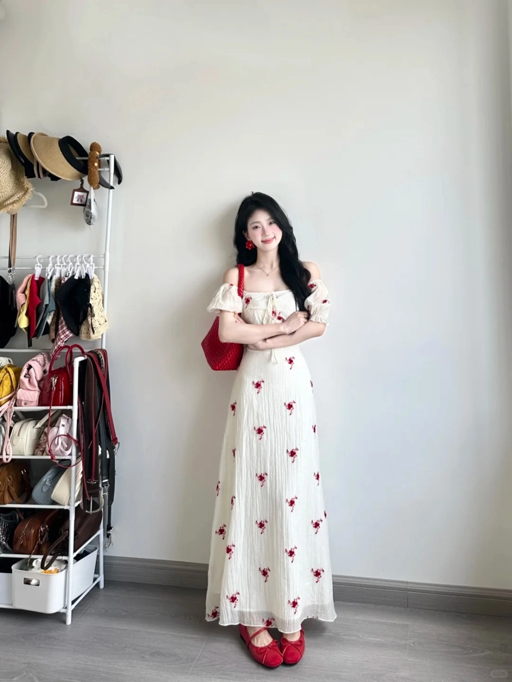 Váy trễ vai cao cấp thể hiện gu thẩm mỹ tinh tế