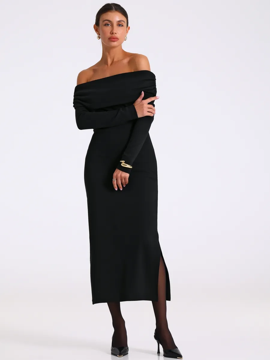 Kiểu váy trễ vai mang nét quyến rũ cổ điển