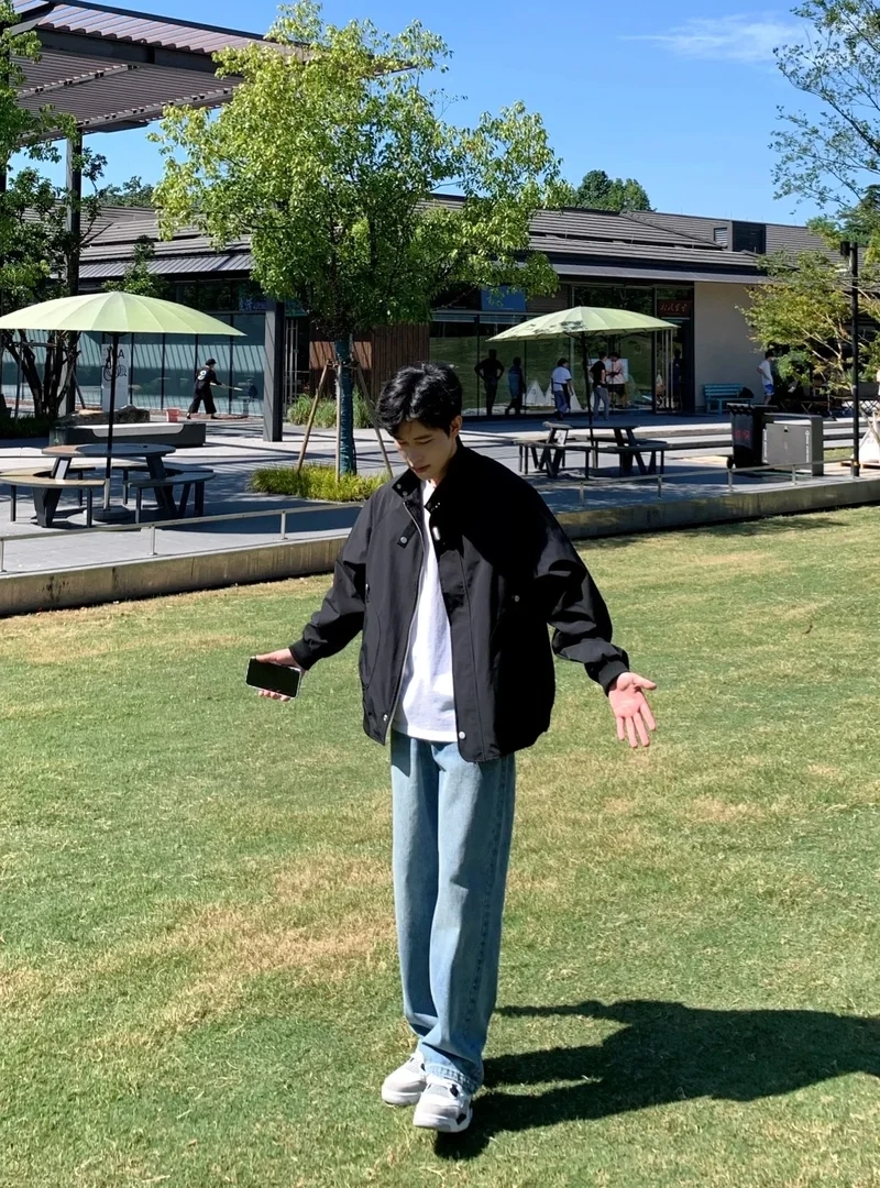 Cách phối đồ Tết cho nam cao gầy phong thái tự tin