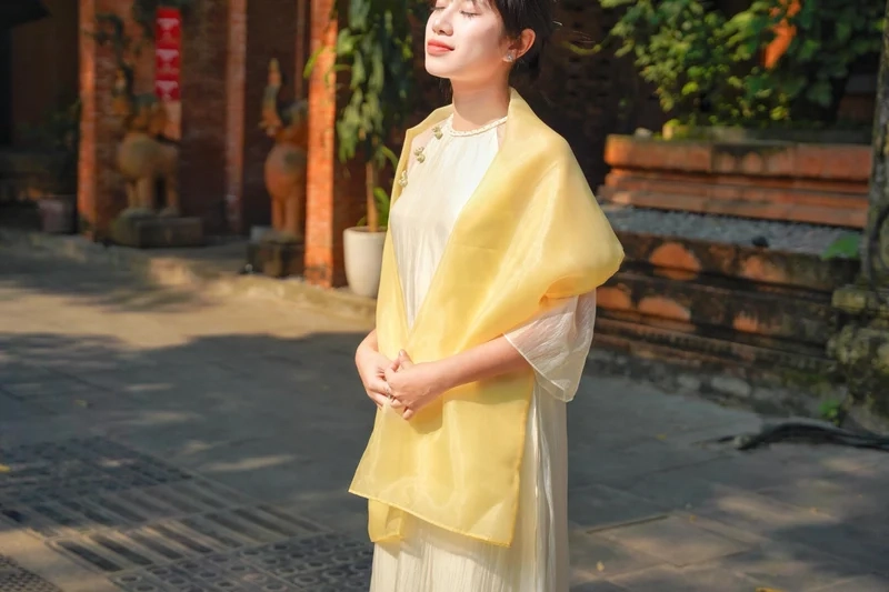 Khăn choàng bản lớn che nắng gió hiệu quả tiện ích