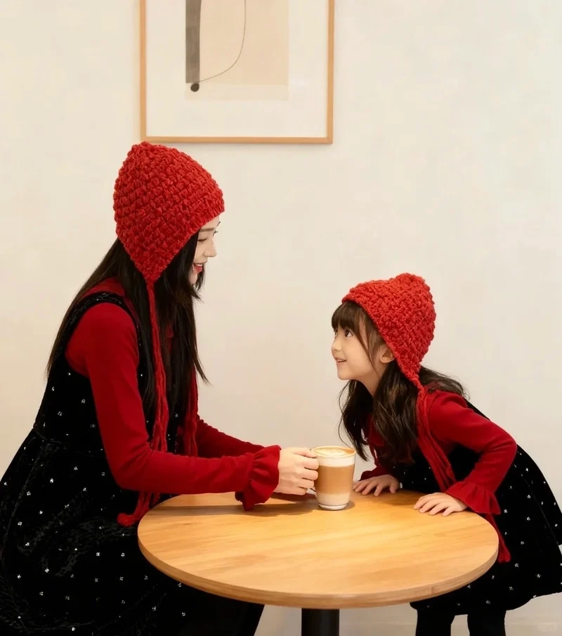 Gợi ý thời trang Tết cho Phối đồ đôi mẹ và bé gái diện Tết