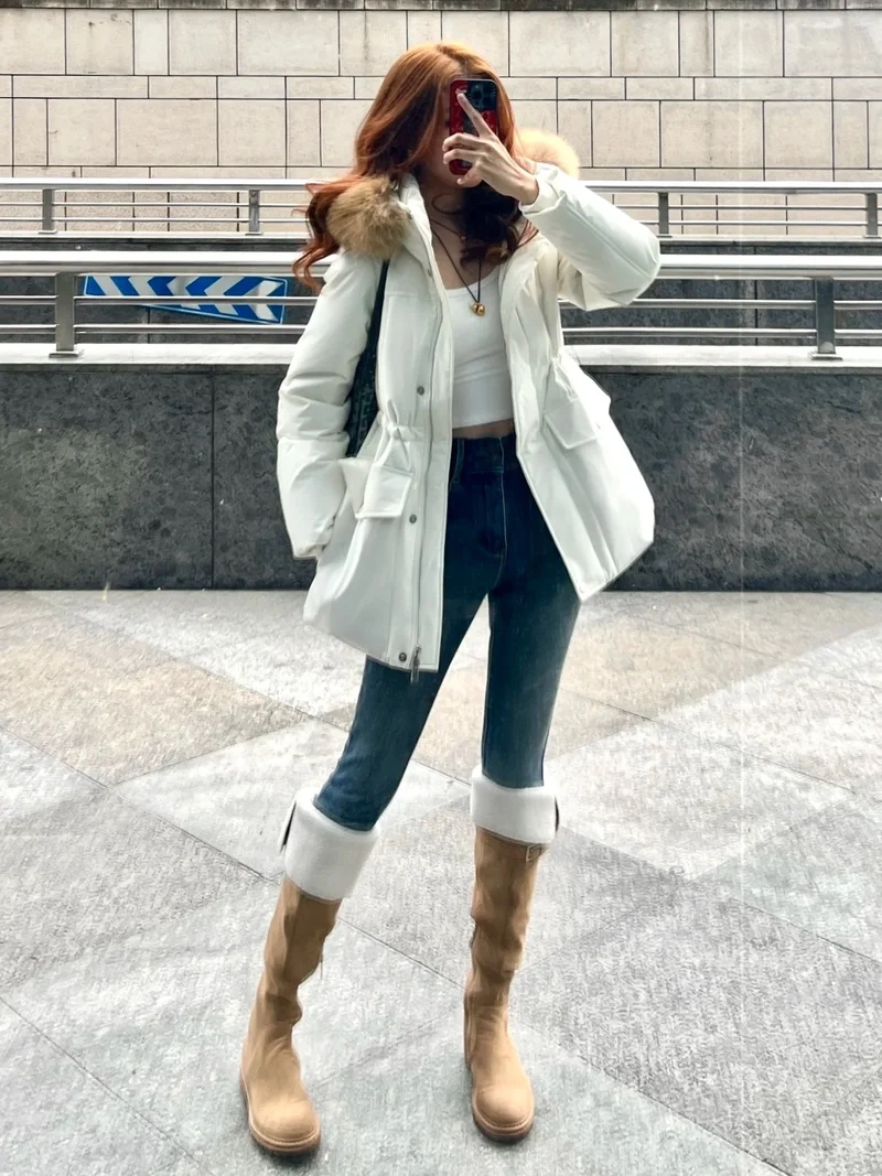 Phối đồ Tết với boot cổ cao giữ ấm trẻ trung