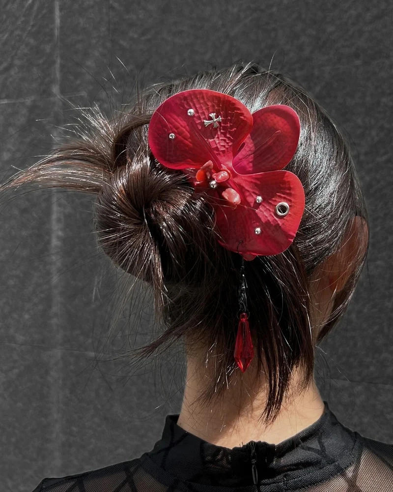 Nhiều cô gái mê Trâm cài tóc mang vẻ đẹp tinh tế