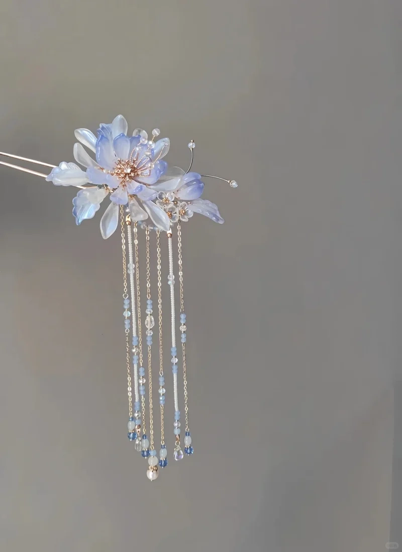 Kiểu tóc thêm duyên với Trâm cài tóc dễ sử dụng