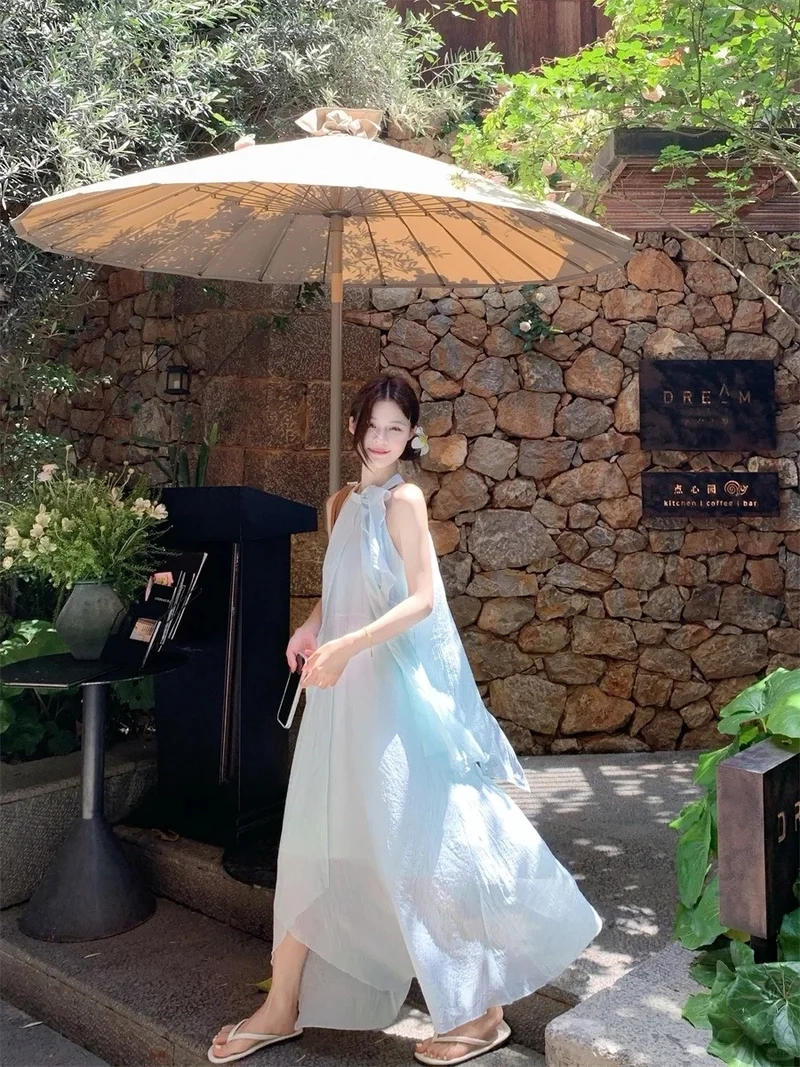 Váy cổ yếm dáng xòe thiết kế tinh tế cao cấp